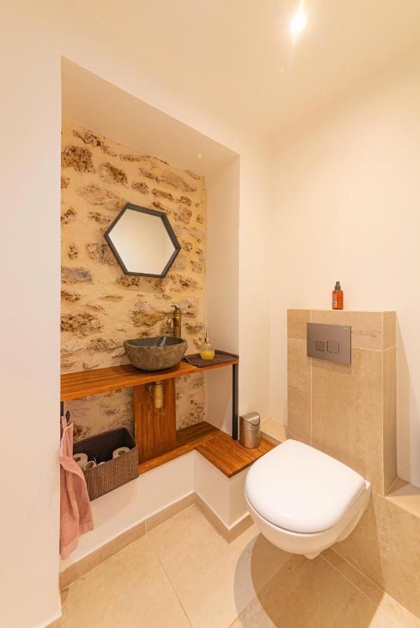 Lovely Apartment, Heart Of Center Apartment *
